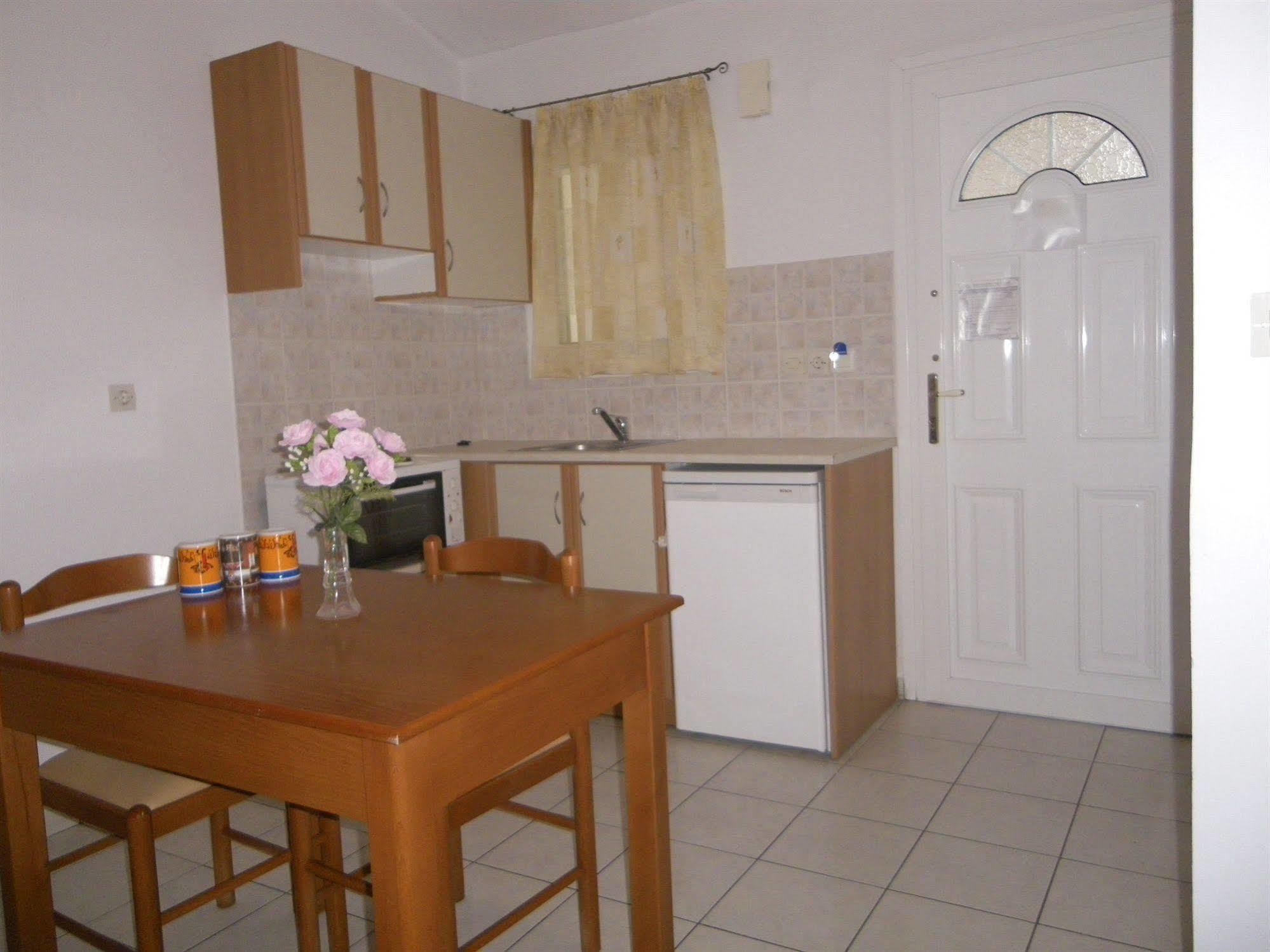 Christakis Aparthotel Sidari  Exterior photo